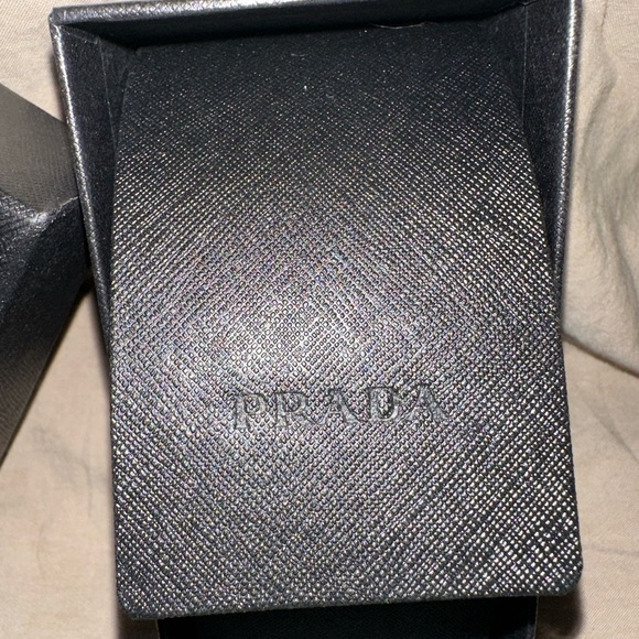 Prada sunglasses 🕶️ - Picture 8 of 10